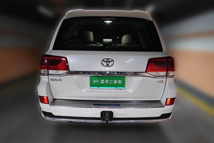 Used Toyota Land Cruiser 2019 4.0L Iron Wheels Refrigerator with Electric Base Basic Version—Middle East Rear
