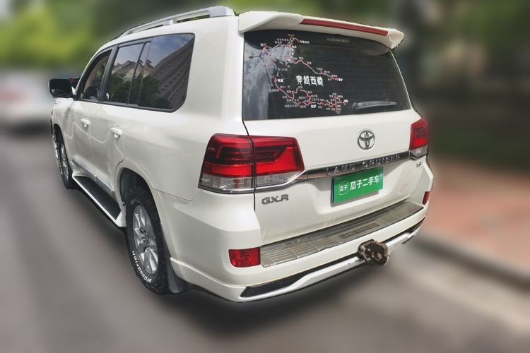 Used Toyota Land Cruiser 2019 4.0L Iron Wheels Refrigerator with Electric Base Basic Version—Middle East Rear Left 45 Deg
