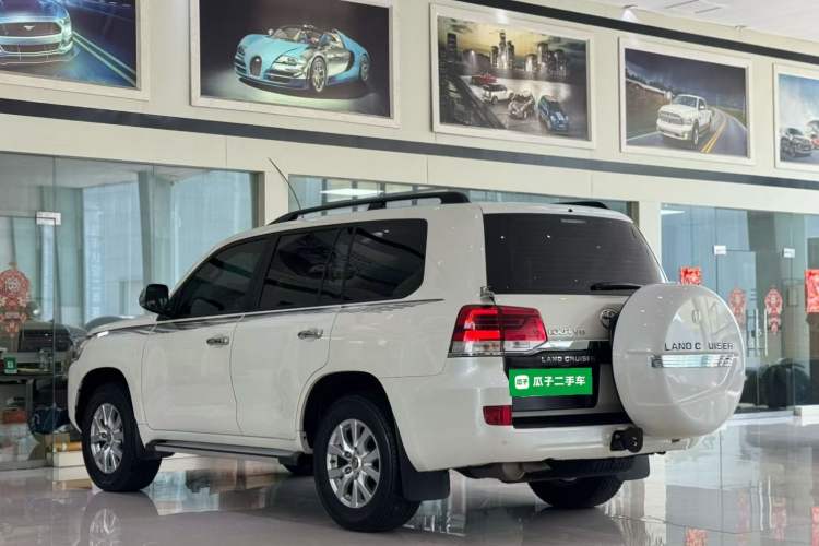 Used Toyota Land Cruiser 2019 4.0L GX-R 7 Seats Parallel Import Rear Left 45 Deg