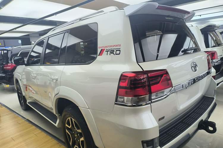 Used Toyota Land Cruiser 2019 4.0L 7-Seater Automatic Transmission Middle East Version Rear Left 45 Deg