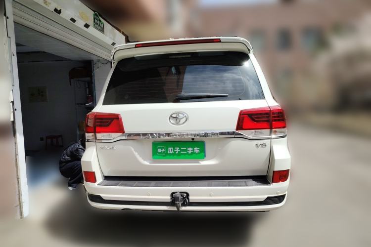 Used Toyota Land Cruiser  Rear