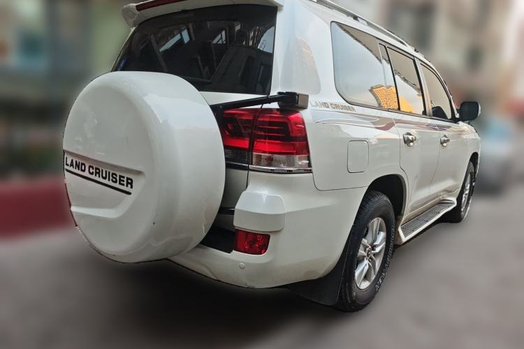 Used Toyota Land Cruiser  Rear Right 45 Deg