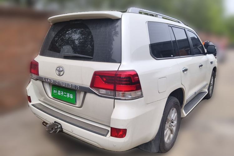 Used Toyota Land Cruiser  Rear Right 45 Deg