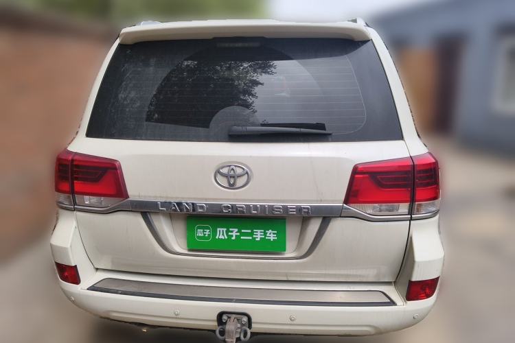 Used Toyota Land Cruiser  Rear