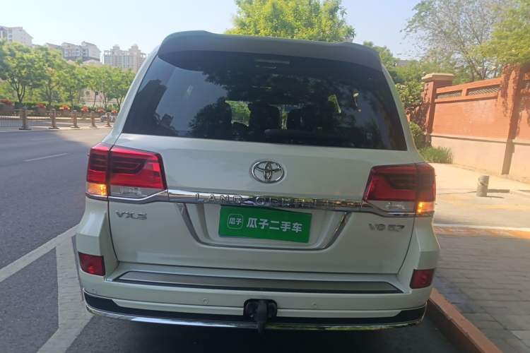 Used Toyota Land Cruiser  Rear