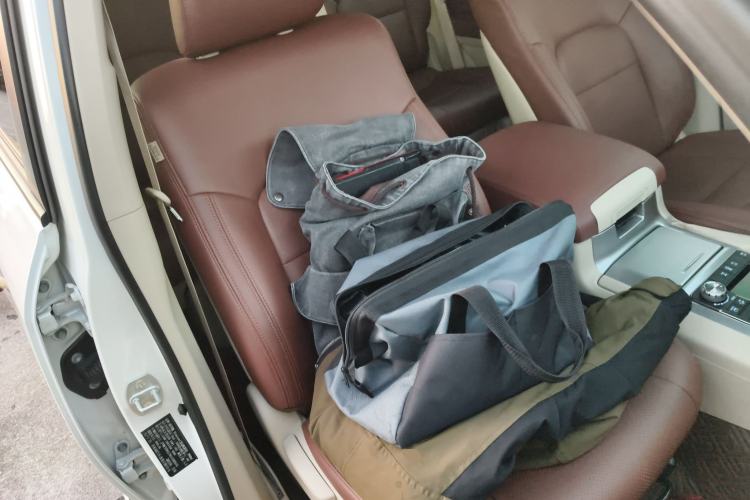 Used Toyota Land Cruiser 2019 4.0L GX-R 5-Seater Parallel Import Right Front Seat