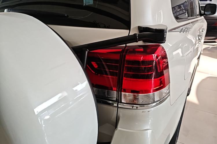 Used Toyota Land Cruiser 2019 4.0L GX-R 7 Seats Parallel Import Right Rear Taillight