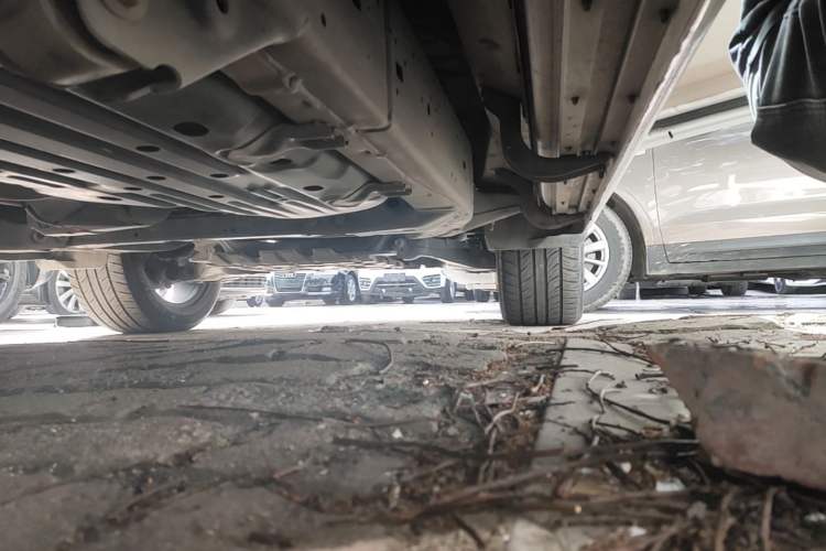 Used Toyota Land Cruiser 2019 4.0L 7-Seater Automatic Transmission Middle East Version Right Side Sill