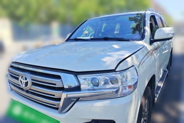 Used Toyota Land Cruiser 2019 Land Cruiser Middle East specification, automatic sunroof, 4.0L, seven seats