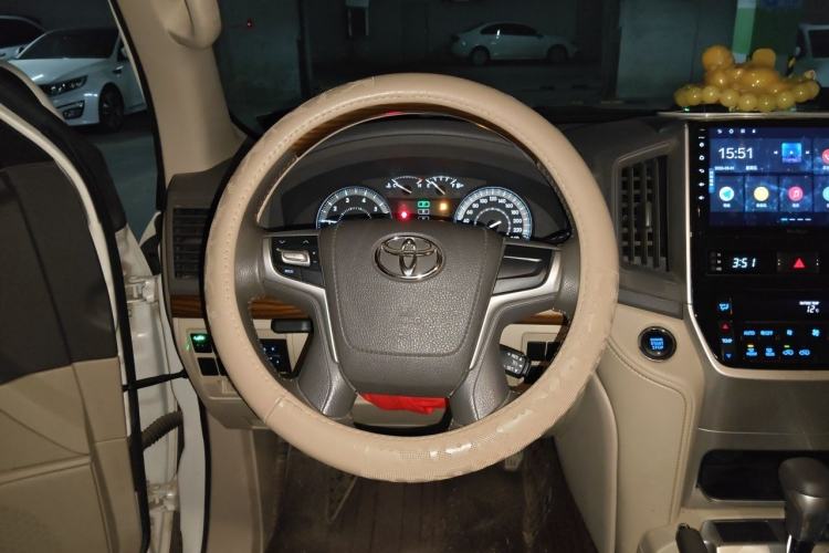 Used Toyota Land Cruiser 2019 4.0L GX-R 5-Seater Parallel Import Steering Wheel