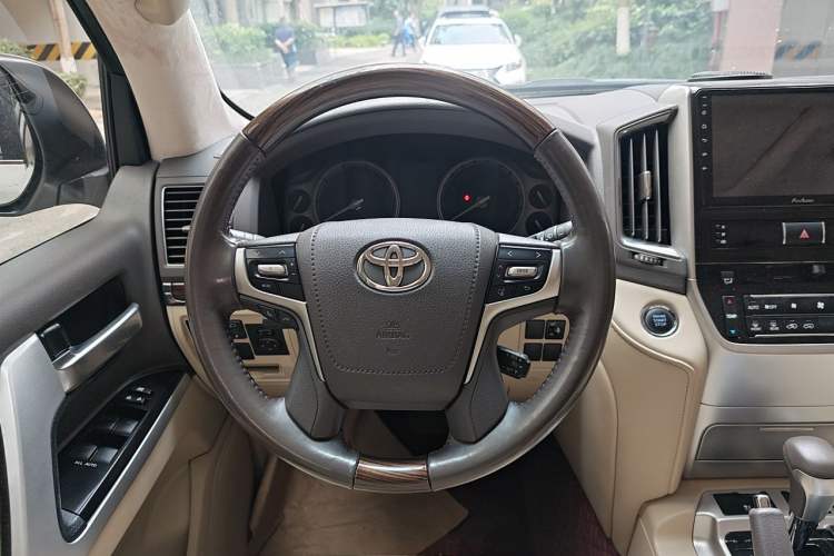 Used Toyota Land Cruiser  Steering Wheel