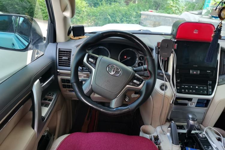 Used Toyota Land Cruiser 2019 4.0L GX-R 7 Seats Parallel Import Steering Wheel