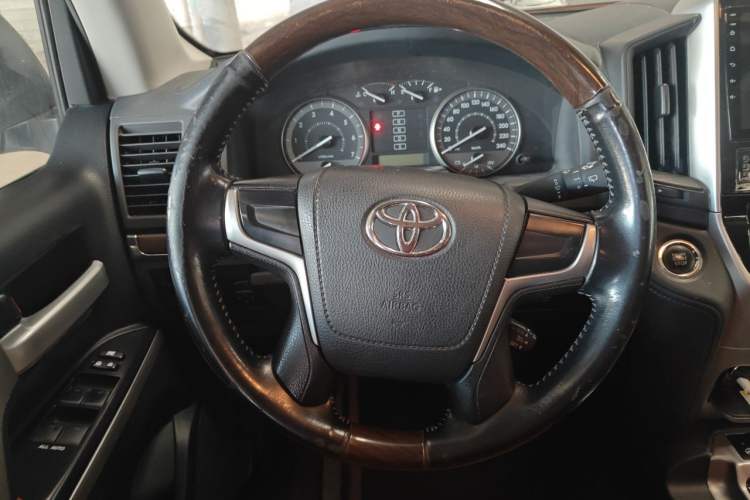 Used Toyota Land Cruiser  Steering Wheel