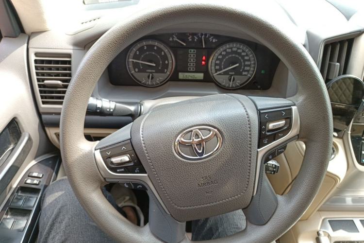 Used Toyota Land Cruiser  Steering Wheel