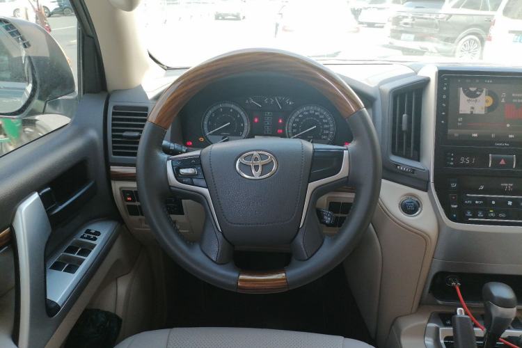 Used Toyota Land Cruiser  Steering Wheel