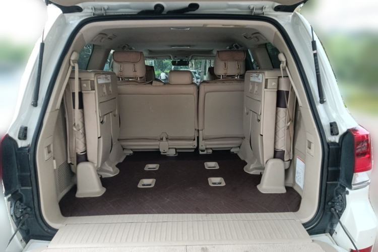 Used Toyota Land Cruiser 2019 4.0L 7-Seater Automatic Transmission Middle East Version Trunk