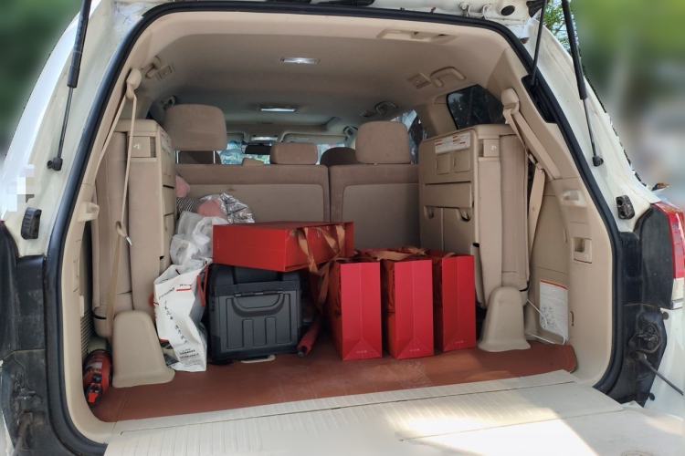 Used Toyota Land Cruiser  Trunk
