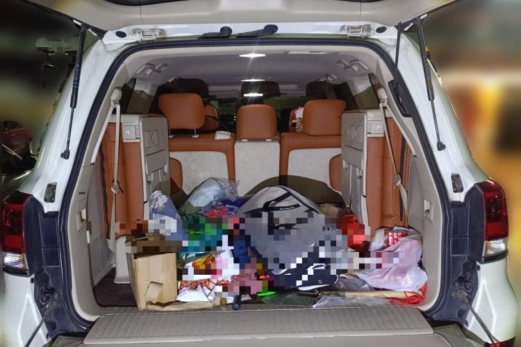 Used Toyota Land Cruiser 2019 4.0L GX-R 7 Seats Parallel Import Trunk