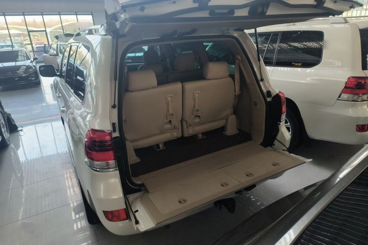 Used Toyota Land Cruiser 2019 4.0L GX-R 7 Seats Parallel Import Trunk
