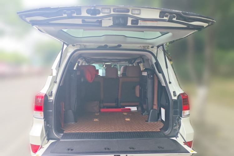 Used Toyota Land Cruiser  Trunk