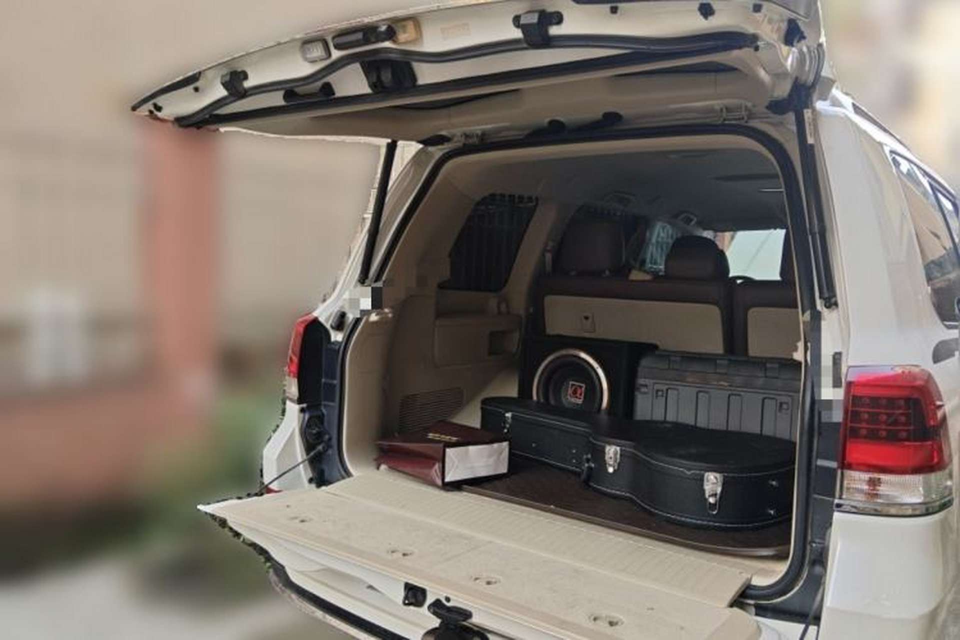 Used Toyota Land Cruiser  Trunk