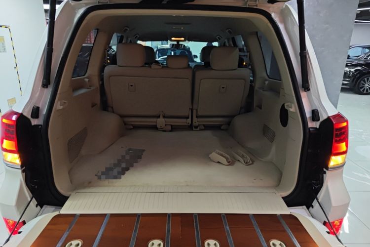 Used Toyota Land Cruiser 2019 4.0L GX-R 5-Seater Parallel Import Trunk