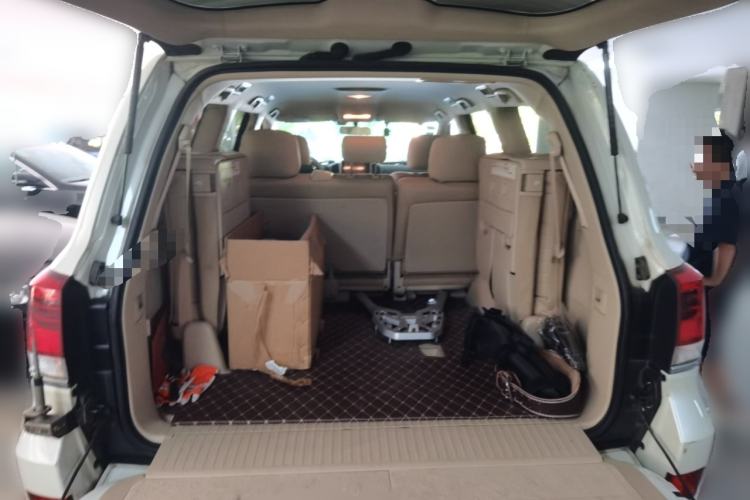 Used Toyota Land Cruiser  Trunk