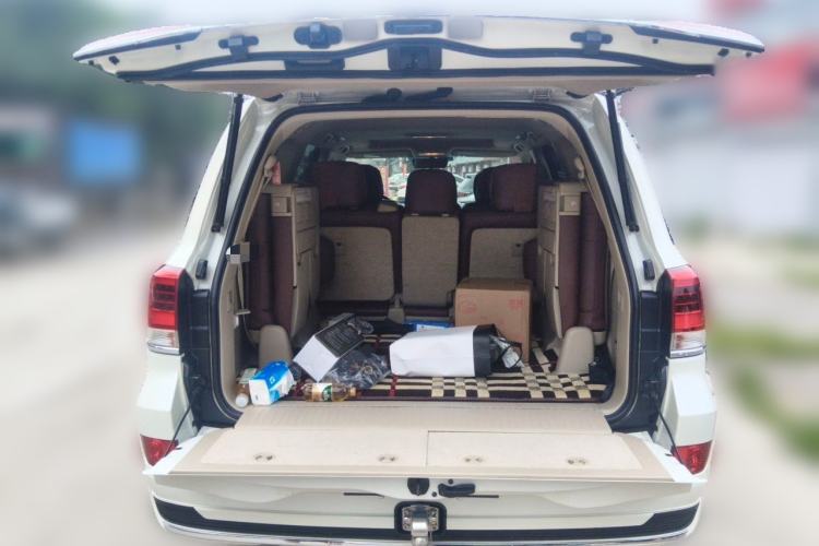 Used Toyota Land Cruiser  Trunk