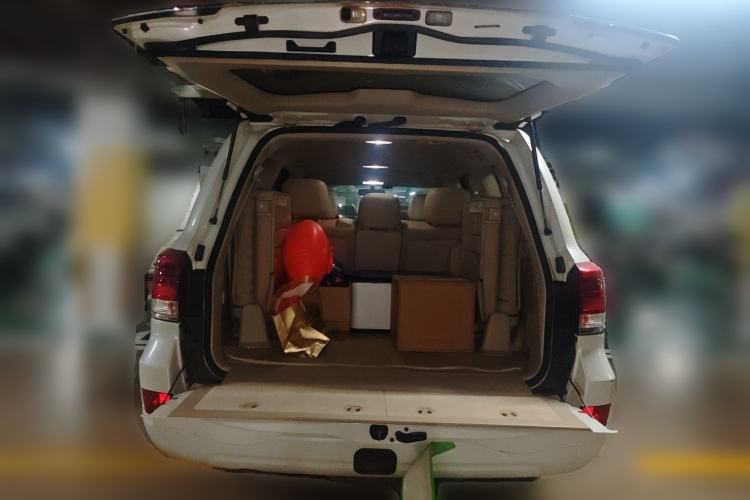 Used Toyota Land Cruiser  Trunk