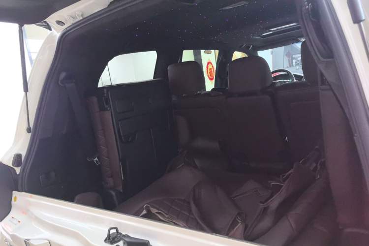 Used Toyota Land Cruiser 2019 4.0L GX-R GT 8-Cylinder Genuine Leather – Middle East Trunk
