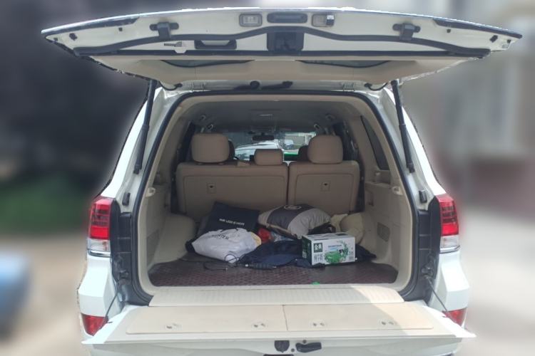 Used Toyota Land Cruiser  Trunk