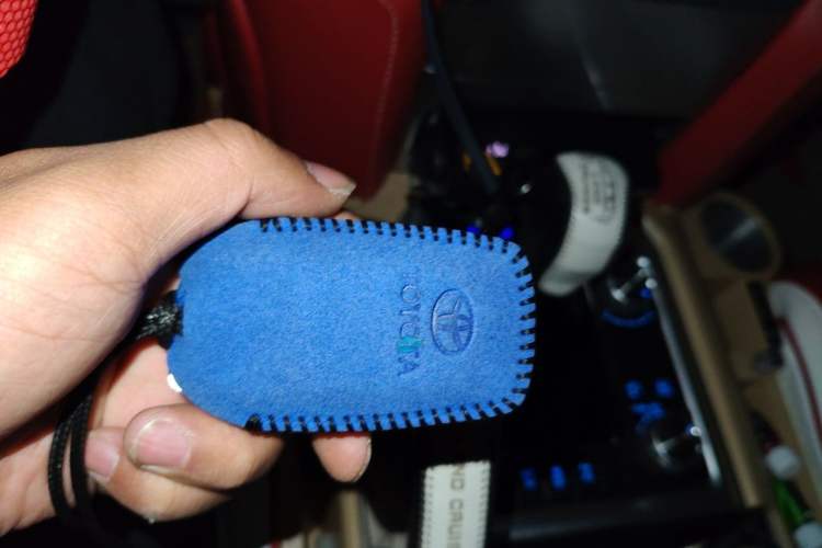 Used Toyota Land Cruiser  Vehicle Key