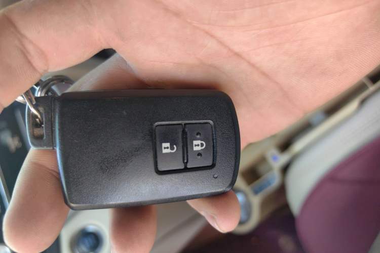 Used Toyota Land Cruiser  Vehicle Key