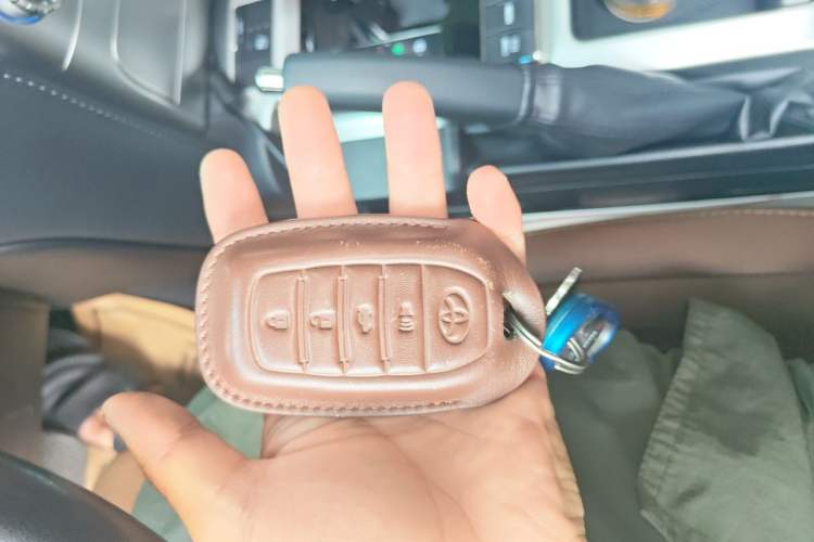 Used Toyota Land Cruiser  Vehicle Key