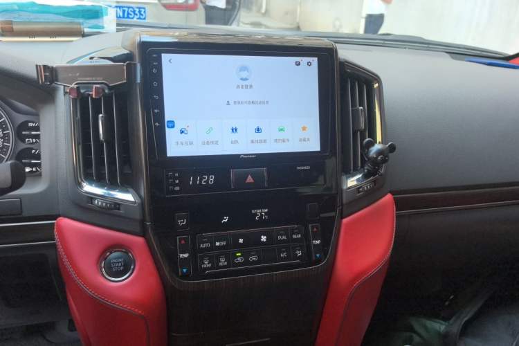 Used Toyota Land Cruiser  Audio And AC Panel
