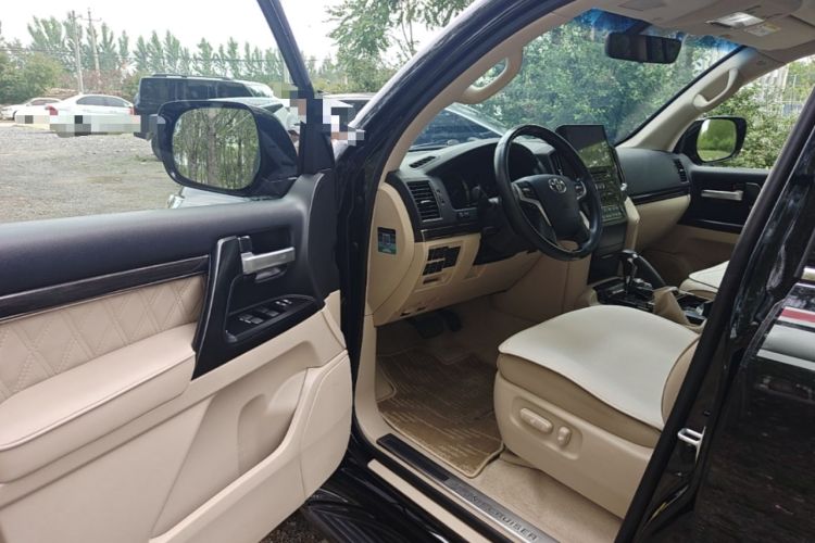 Used Toyota Land Cruiser  Driver Seat