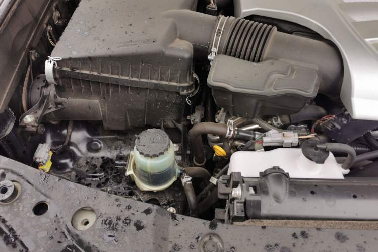 Used Toyota Land Cruiser  Engine Bay Right