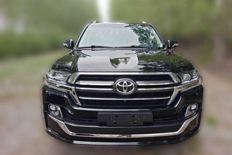 Used Toyota Land Cruiser  Front