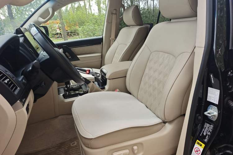 Used Toyota Land Cruiser  Left Front Seat