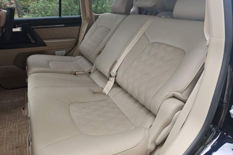 Used Toyota Land Cruiser  Left Rear Seat