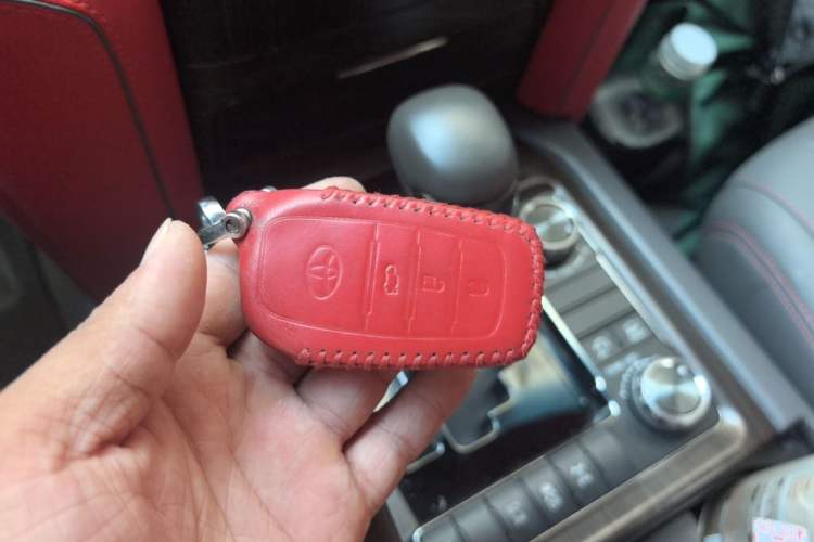 Used Toyota Land Cruiser  Vehicle Key