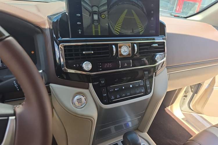 Used Toyota Land Cruiser  Audio And AC Panel