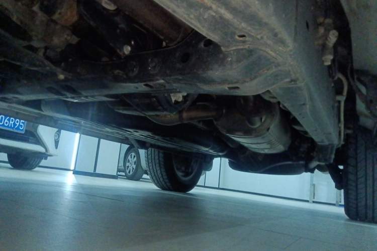 Used Toyota Land Cruiser  Chassis Front Left