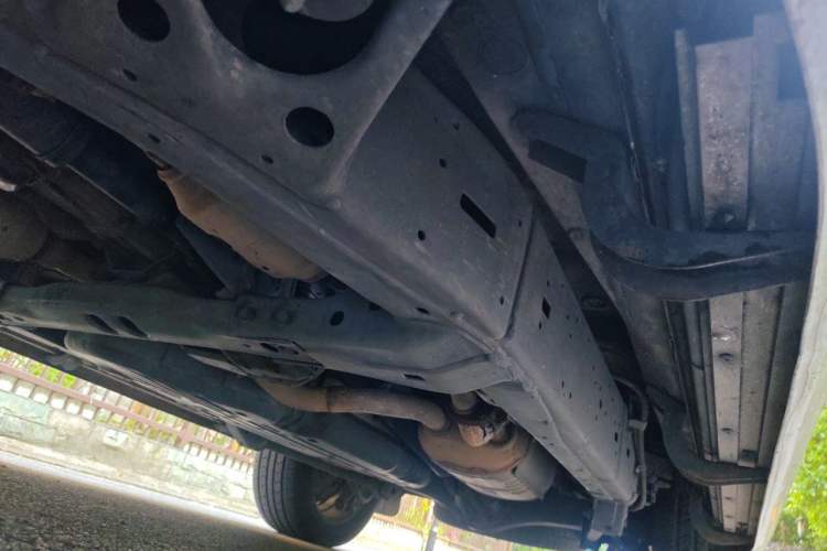 Used Toyota Land Cruiser  Chassis Front Left