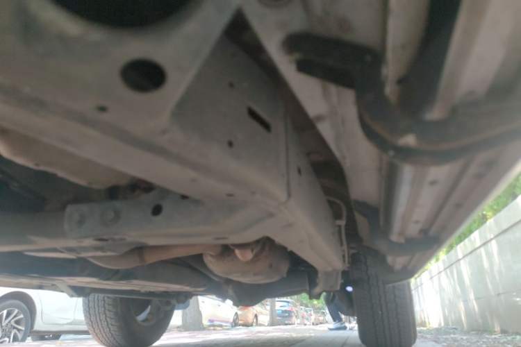 Used Toyota Land Cruiser  Chassis Front Left