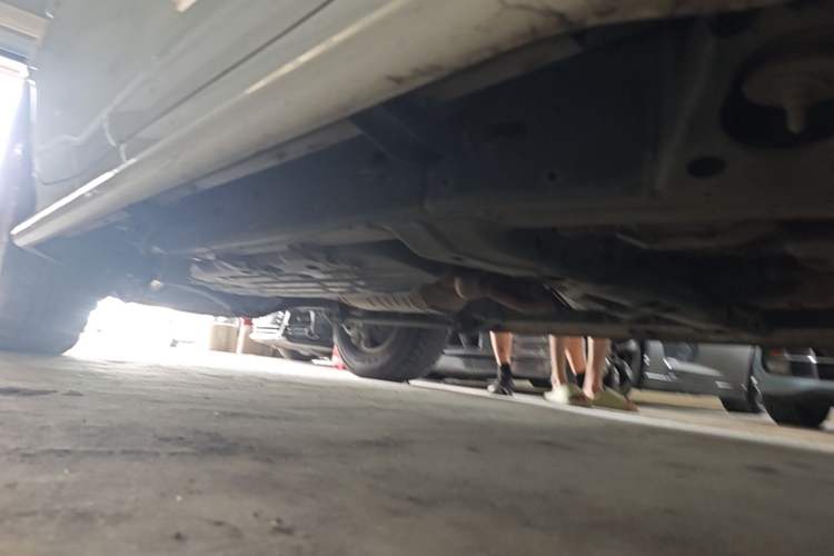 Used Toyota Land Cruiser  Chassis Front Right