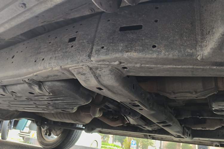 Used Toyota Land Cruiser  Chassis Front Right