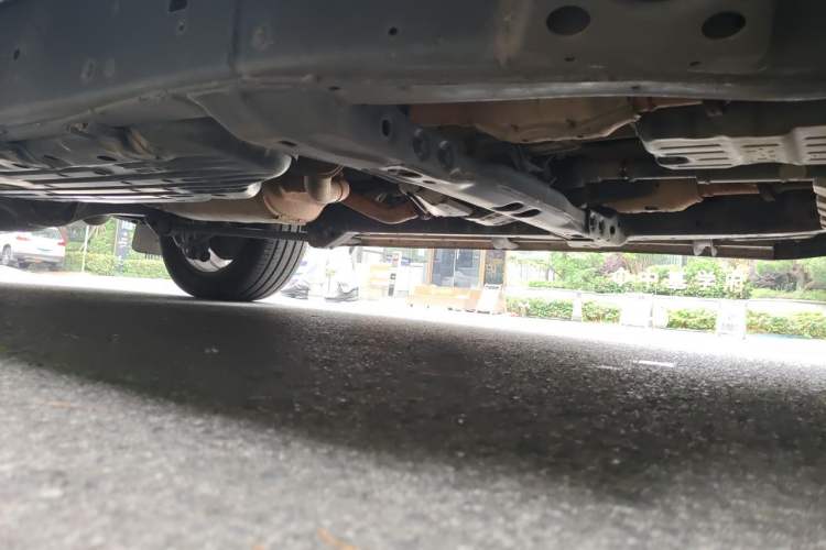 Used Toyota Land Cruiser  Chassis Front Right