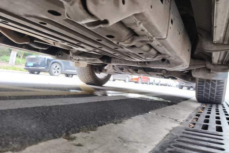 Used Toyota Land Cruiser  Chassis Rear Right