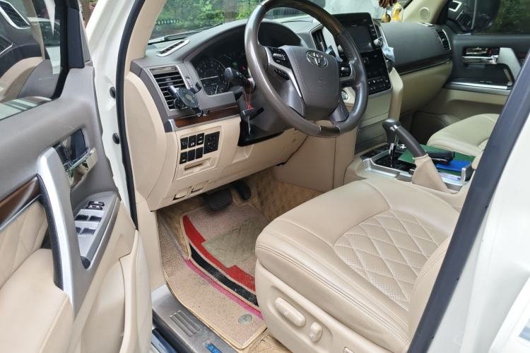 Used Toyota Land Cruiser  Driver Seat